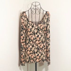 Wet Seal floral scoop neck top